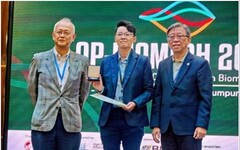 中國醫藥大學健康照護學院運動醫學系尤玉琳助理教授榮獲第十二屆亞太生物力學大會Asian-Pacific conference on biomechanics (APBiomech)優秀年輕學者獎