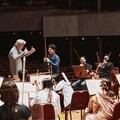 指揮湯瑪斯‧道斯加德攜手小提琴家奧古斯汀‧哈德里奇及NSO 5月4日璀璨再現西貝流士及布魯克納經典