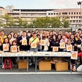 永慶不動產暨永義房屋台南經管會相挺「臺南古都馬」贊助5k組補給物資 助跑者順利完賽