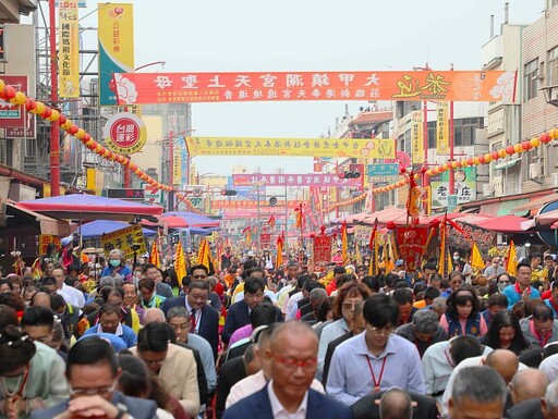 大甲媽祖遶境祝壽大典盛大舉行,上萬信眾同慶媽祖壽辰