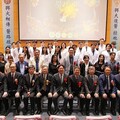 興大授袍典禮「興火相傳_醫路啟程」 醫學生白袍之路正式展開