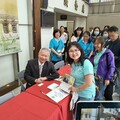 中國醫藥大學林昭庚院士獲邀聯合大學中區校友會在埔心鄉公所演藝廳舉辦專題演講，並義賣新書嘉惠弱勢學子