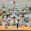 崑大樂活學程帶領長者玩轉AR科技 啟發智慧健康新體驗