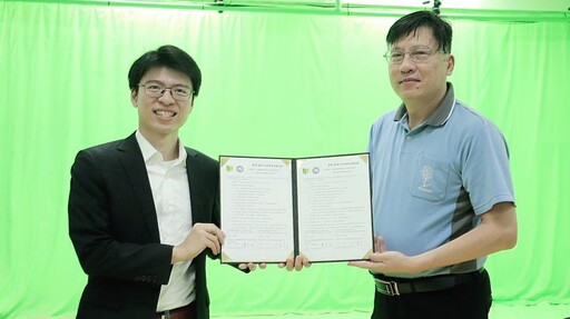 文藻數位系攜手愛吠的狗 共育AI跨域國際人才