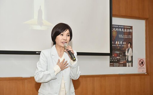 歌仔戲大師唐美雲走進文化大學 勉勵中文系學生跨域擁抱傳統與創新