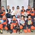 消防局與愛屋動物醫院簽署MOU 強化搜救犬醫療照護 戰力再升級