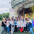 響應「國際不再恐同日」東華大學再升起彩虹旗支持性別平權