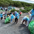 南華大學啟動北港溪東石堤防淨岸行動 跨域合作守護河海生態
