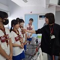 國中教育會考首日台東考區秩序良好 教育處長蔡美瑤巡視考場 慰勉試務及陪考師長