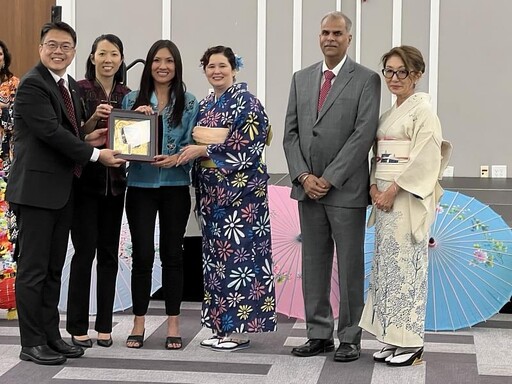 駐邁阿密辦事處周啟宇處長出席「傑城亞太裔傳統月慶祝晚會」,表彰亞太族群貢獻與多元文化價值