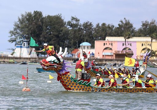 嘉義海線玩到飽 吃蚵、出海、玩沙灘一次滿足