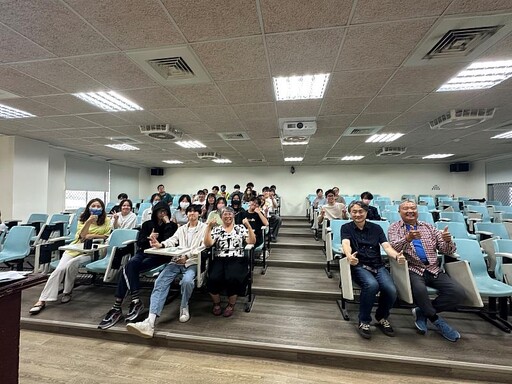 崑大創媒院USR邀業師分享實作經驗 田調與劇場表演轉譯臺江記憶