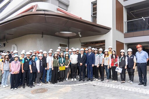 竹市議會市政考察「西大路(停七)停車場興建工程」 代理市長邱臣遠:強化安全與智慧設施迎接啟用