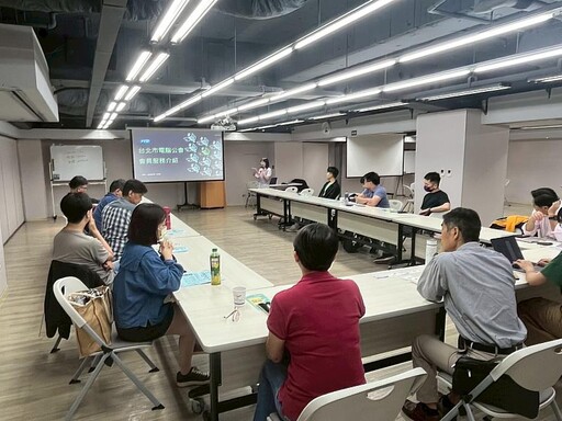 資訊月布局【樂齡數位生活樂園】,驅動銀髮產業發展與數位孝親創新