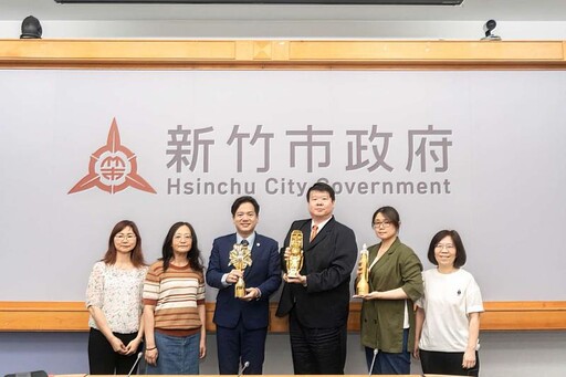 玻工館「蝶夢璀璨」獲三項國際設計金獎!邱臣遠代理市長:玻璃工藝唱響風城美譽、美感新竹實踐深獲國際肯定