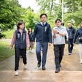 邱臣遠代理市長赴新竹公園視察草木修剪作業 要求持續強化市容維護