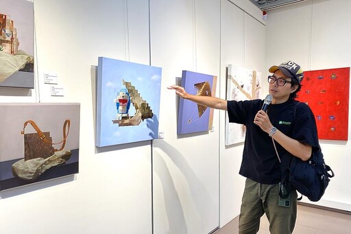 《時光流轉 貳拾韶光》海大開展 走進藝術家洪紹哲的繪畫之旅