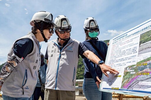 維護地方用路與河防安全!饒慶鈴視察南迴東64災修、太麻里溪與文里溪疏濬工程