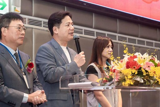 全國吳姓宗親齊聚竹市 邱臣遠代理市長祝福宗誼永固