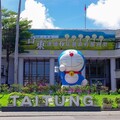 哆啦A夢現身台東市區！熱氣球嘉年華打造城市拍照熱點 彩繪公車即將啟程