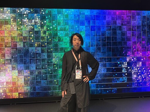 科技與藝術超越展館的對話:日本科技藝術家落合陽一走訪 TECH WORLD 館