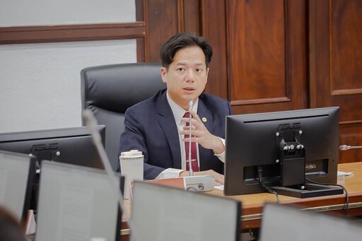 竹市府召開今年第7次道安會報 邱臣遠代理市長:持續滾動式調整標靶式科技執法 有效降低違規事故