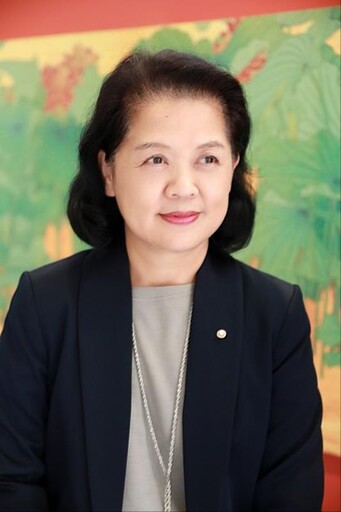 成大醫學院何月仁副教授 奉獻教育百年樹人 榮獲教育部 114 年師鐸獎