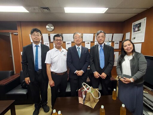 中國醫藥大學藥學院長率團拜會日本藥科大學新任校長,鞏固姊妹校之間長期學術合作友誼