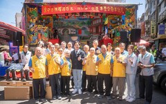 竹市東寧宮連續5年捐贈消防設備、車輛 邱臣遠代理市長：感謝大愛善舉 強化城市救災量能！