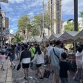 「竹風好市集」首週甜蜜落幕 吸引逾萬人湧入護城河畔 下週主題「風味家鄉」敬請期待