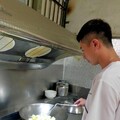 中信科大餐飲與健康養生系學生假日返家變身總鋪師 展現精湛廚藝