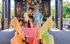 楊麗花特展華麗登場 × 小小職人村升級回歸 十月秋遊傳藝園區