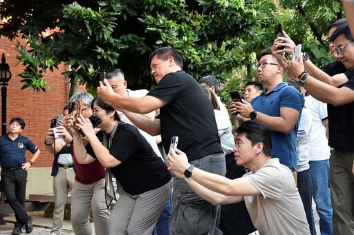 南大EMBA企業實務講座 以故事力與攝影力開啟永續新視角