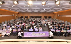 賀！嘉義縣嘉安藥局獲全國戒菸績優機構整合服務王