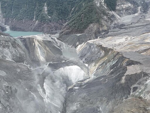 馬太鞍溪堰塞湖水位穩定下降 林業保育署持續密切監控壩體