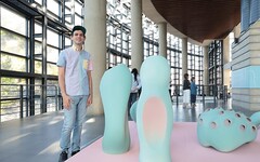 漂浮的貝殼、閃耀的陶瓷 「烏列爾．卡斯皮個展」陶博館登場