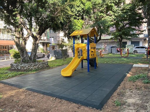 竹市金山六街公園增設遊具 打造安全友善親子環境