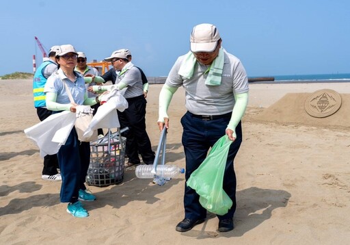 連續31年 台電今全台10縣市5500人淨灘