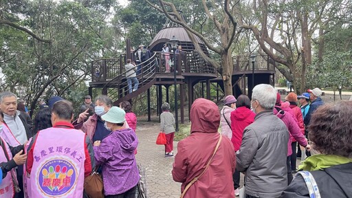 新北中和嘉穗公園大改造 啦啦隊女神瘋玩「城市森林健身場」