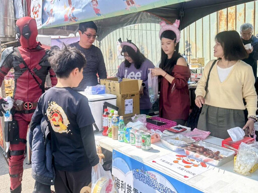 風箏嘉年華攤位收入捐公益 海利普電子與布袋漁港共創幸福