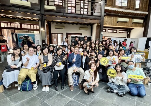 銘傳傳播學院睽違8年聯合畢展 《夢蝣》凝聚跨域創作力