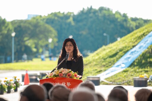 【藍蝴蝶專欄】馬場町秋祭：追思？還是政治「摔角大賽」？