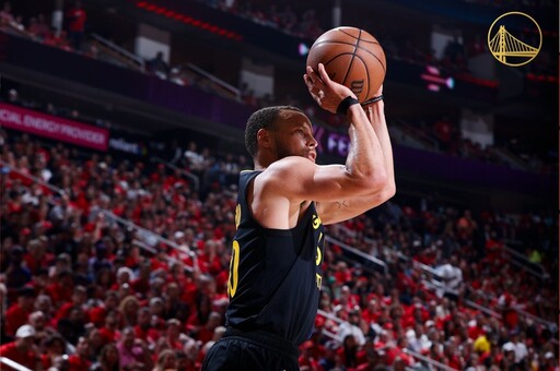 Curry 太猛了!Butler 狂讚:「他是 GOAT ?還是 GOAT 之一?」