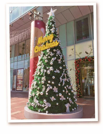 天母新地標！6米高聖誕樹搭配瀑布燈海無敵夢幻！是超熱門的IG打卡新景點！