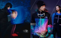The North Face x CLOT 2024全新聯名系列有極光色系的超時髦雪衣！還有潮味十足的滑雪吊帶褲穿起來也太好看了吧！