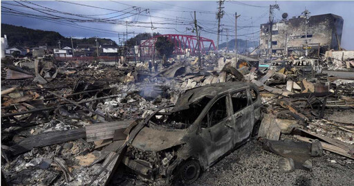 石川強震攀升至30死…上百棟建築倒塌狂燒 災區頻傳「不要死」絕望呼喊
