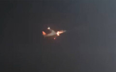 德威航空122人客機降落一半「被鳥撞」 引擎突火花四射被迫放棄降落