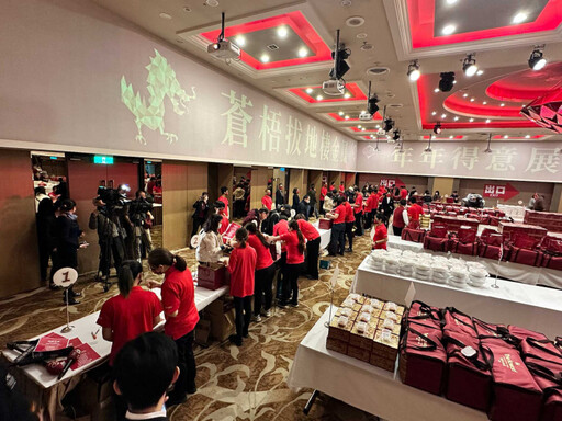 台北福華外帶年菜創1500萬商機 光「這名菜」就賣出700公斤腿肉