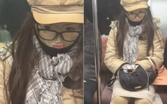 日本地鐵怪人超多 他拍下對面乘客竟是「金童玉女」