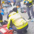 新莊賓士男連撞路邊9機車釀1死 6旬婦遭包夾重傷搶救畫面曝